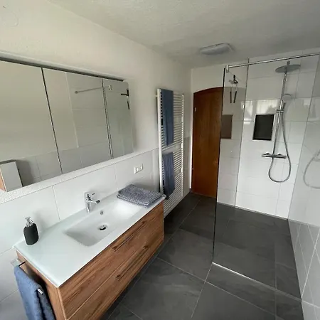Ferienhaus Titisee كاندرن